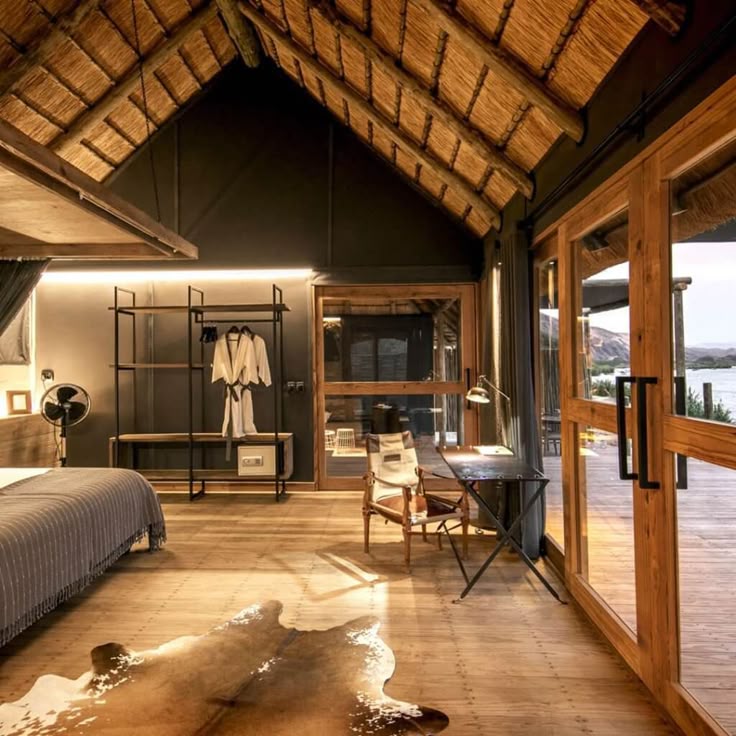 THE SELINDA SUITE 1